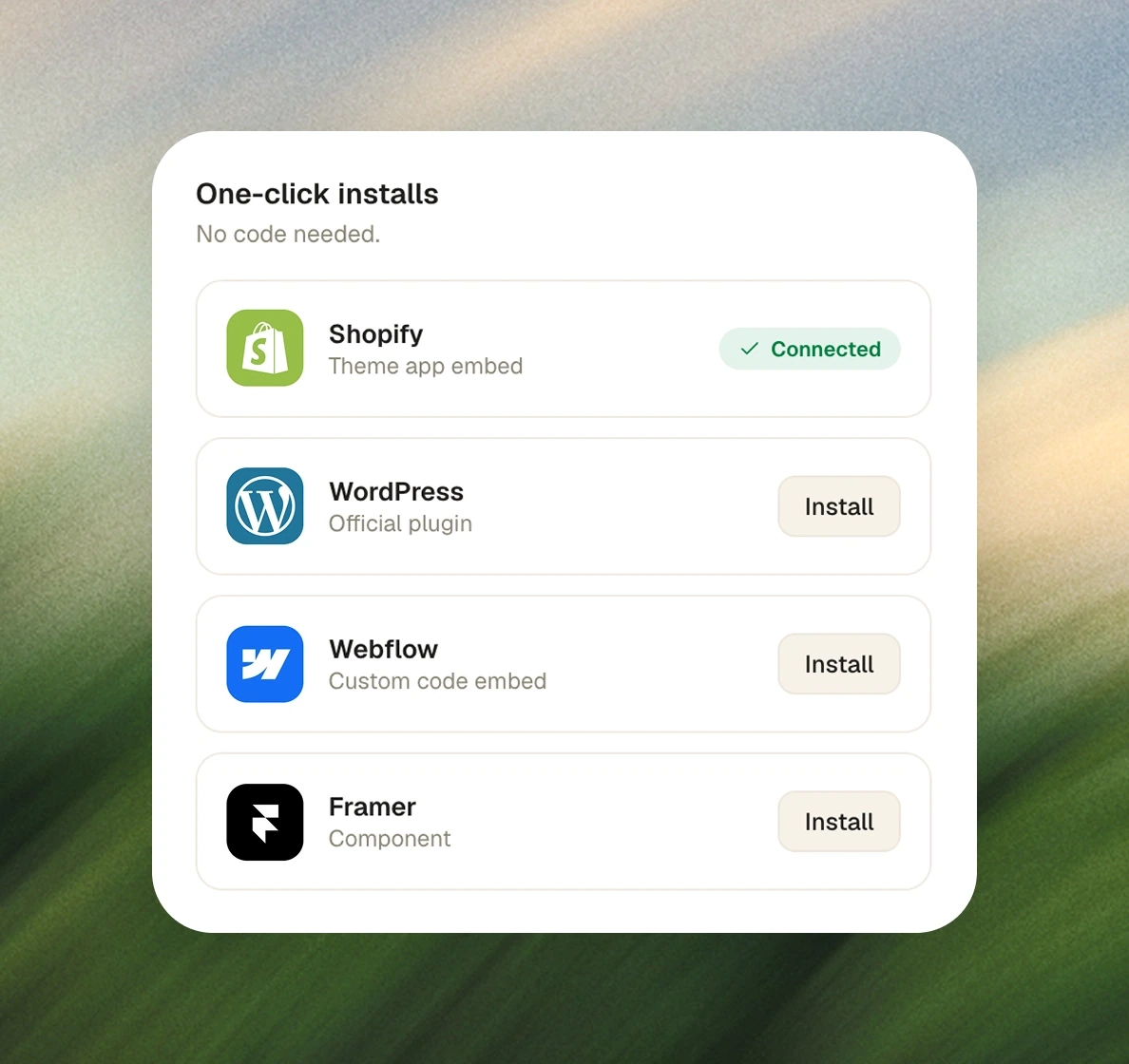 A one-click install list including WordPress, with the chat widget live on a site.